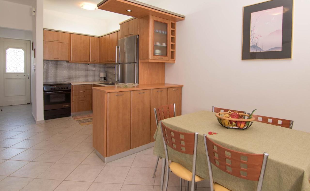 Fedra Apartments, View, Free Parking, 2Mins To Beach Palekastro Bagian luar foto